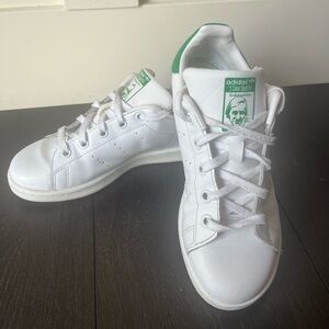 Adidas Kids' Stan Smith White and Green Sneakers